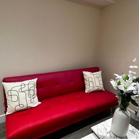 Flat In London Apartment Екстериор снимка