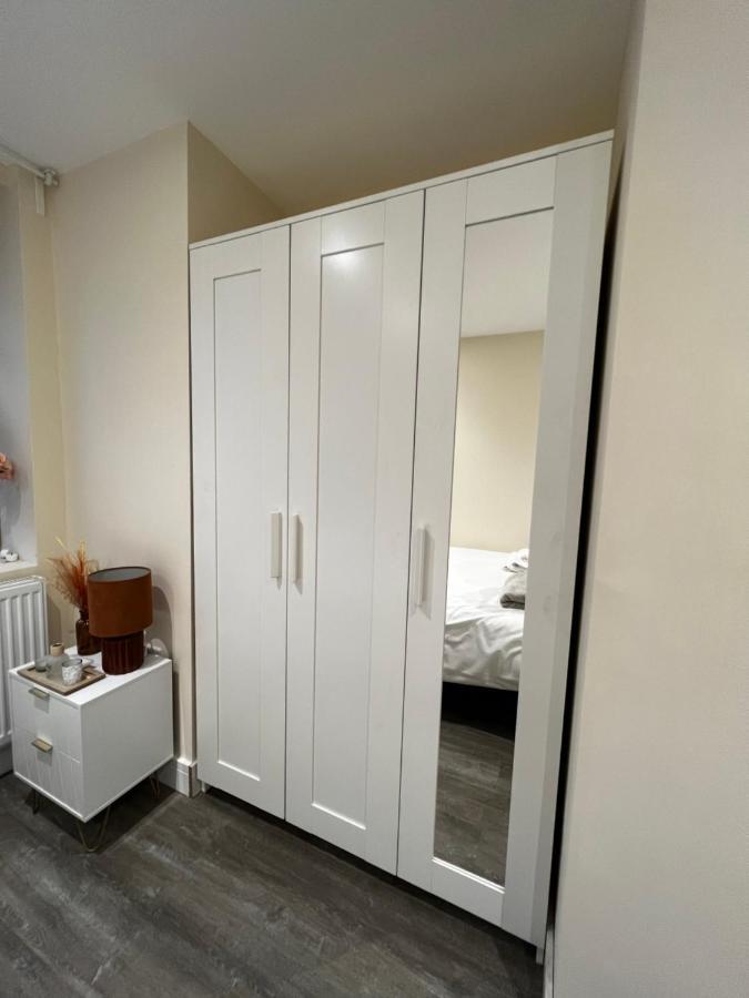 Flat In London Apartment Екстериор снимка